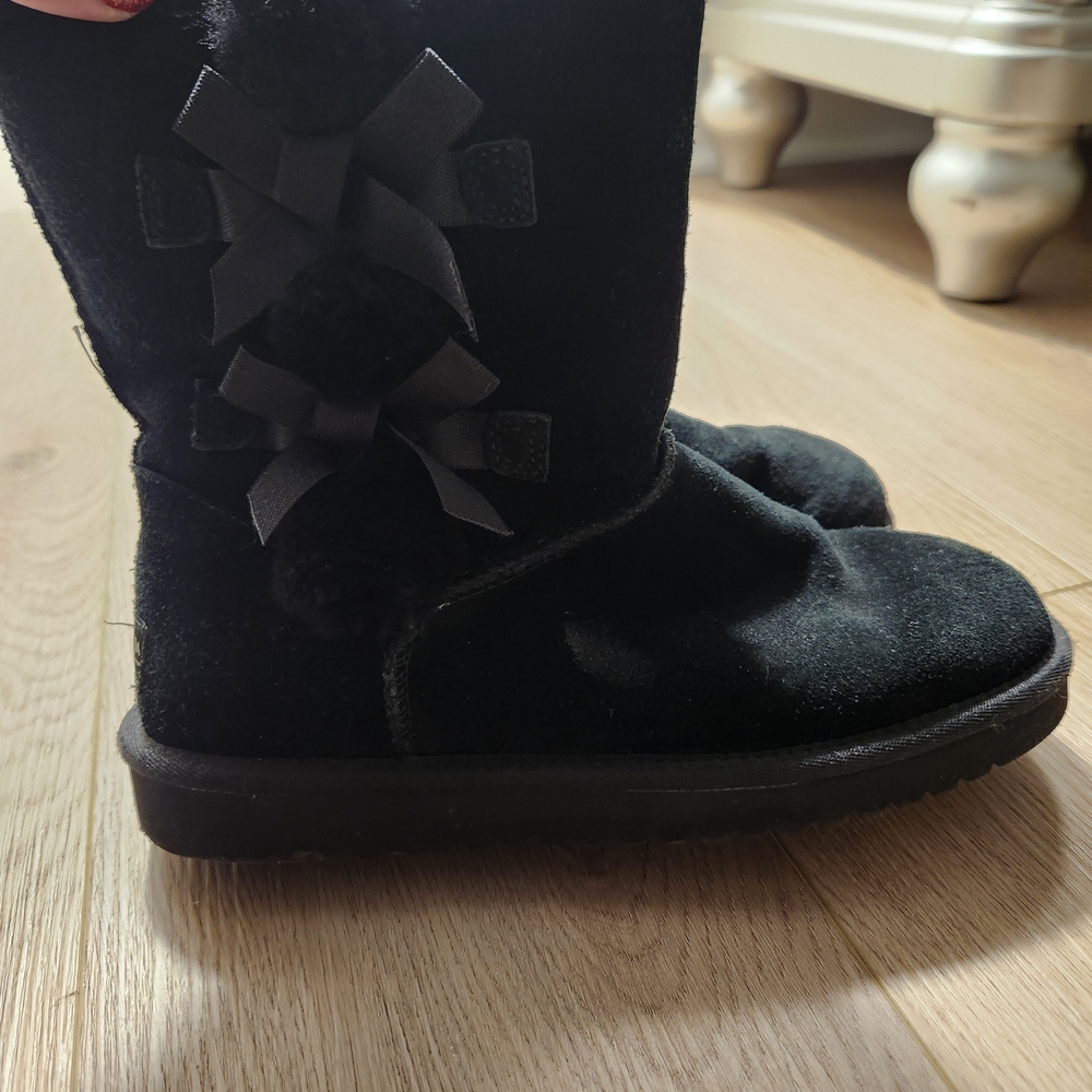 Koolaburra Black Suede Boots with Bows